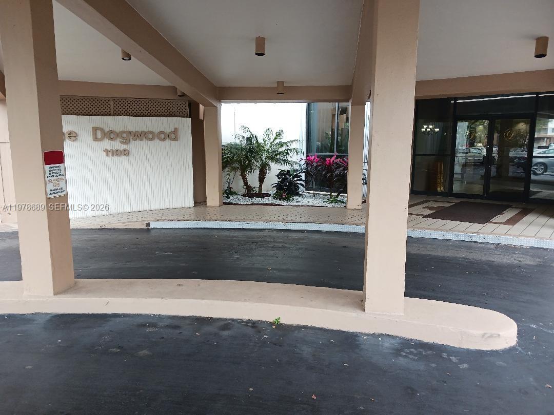 1100 St Charles Place 213, Pembroke Pines, FL 33026, Pembroke Pines