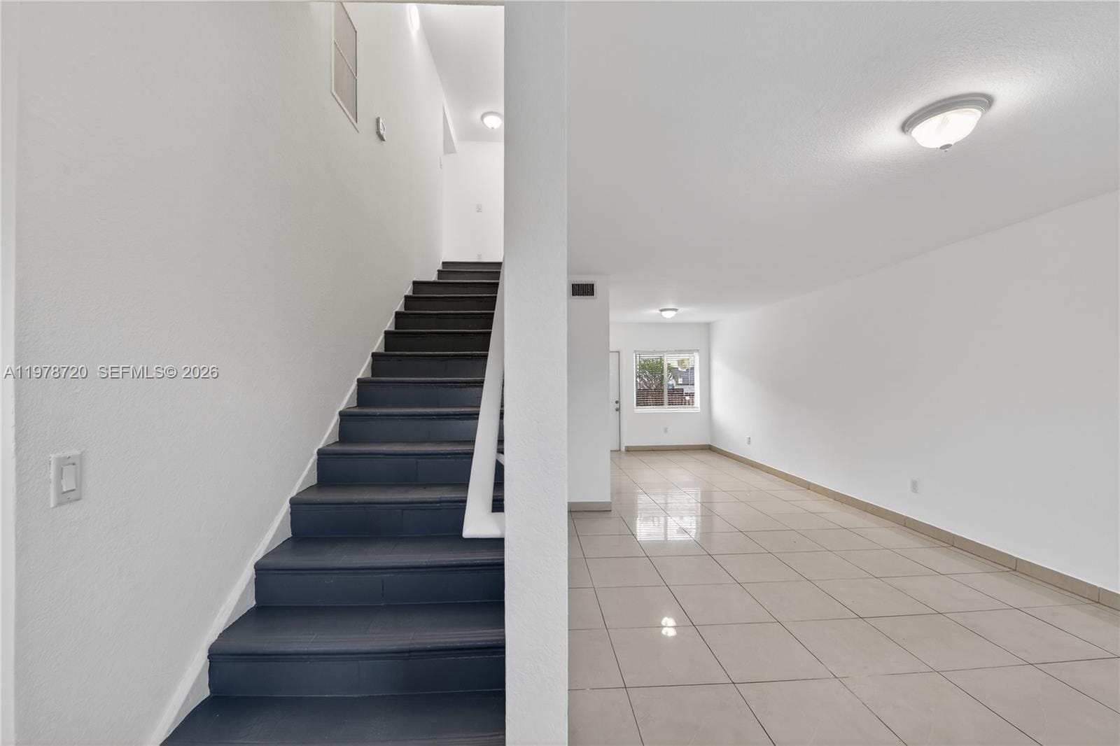 475 NW 84th Terrace 475 — photo 2