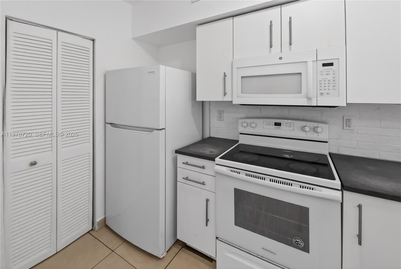 475 NW 84th Terrace 475, Miami, FL 33150 photo 21