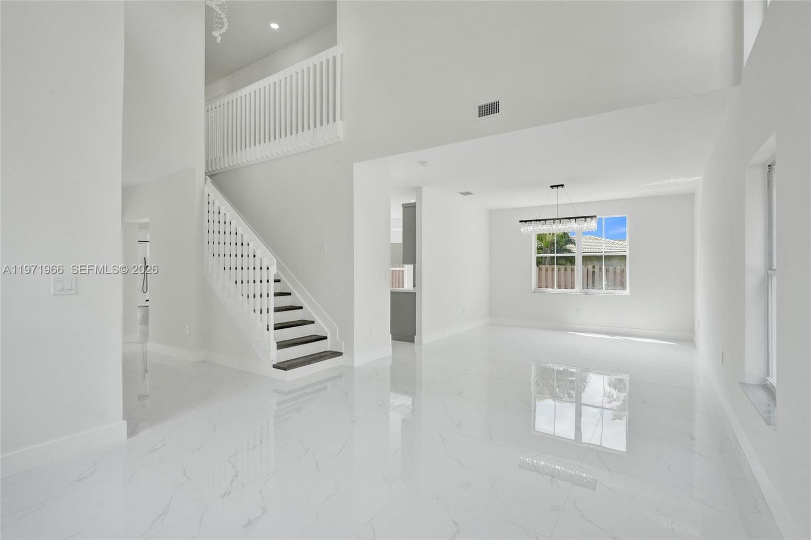 14422 N Royal Cove Circle, Davie, FL 33325 photo 10