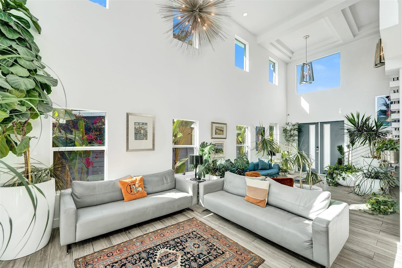 2502 NE 6th Avenue — photo 11