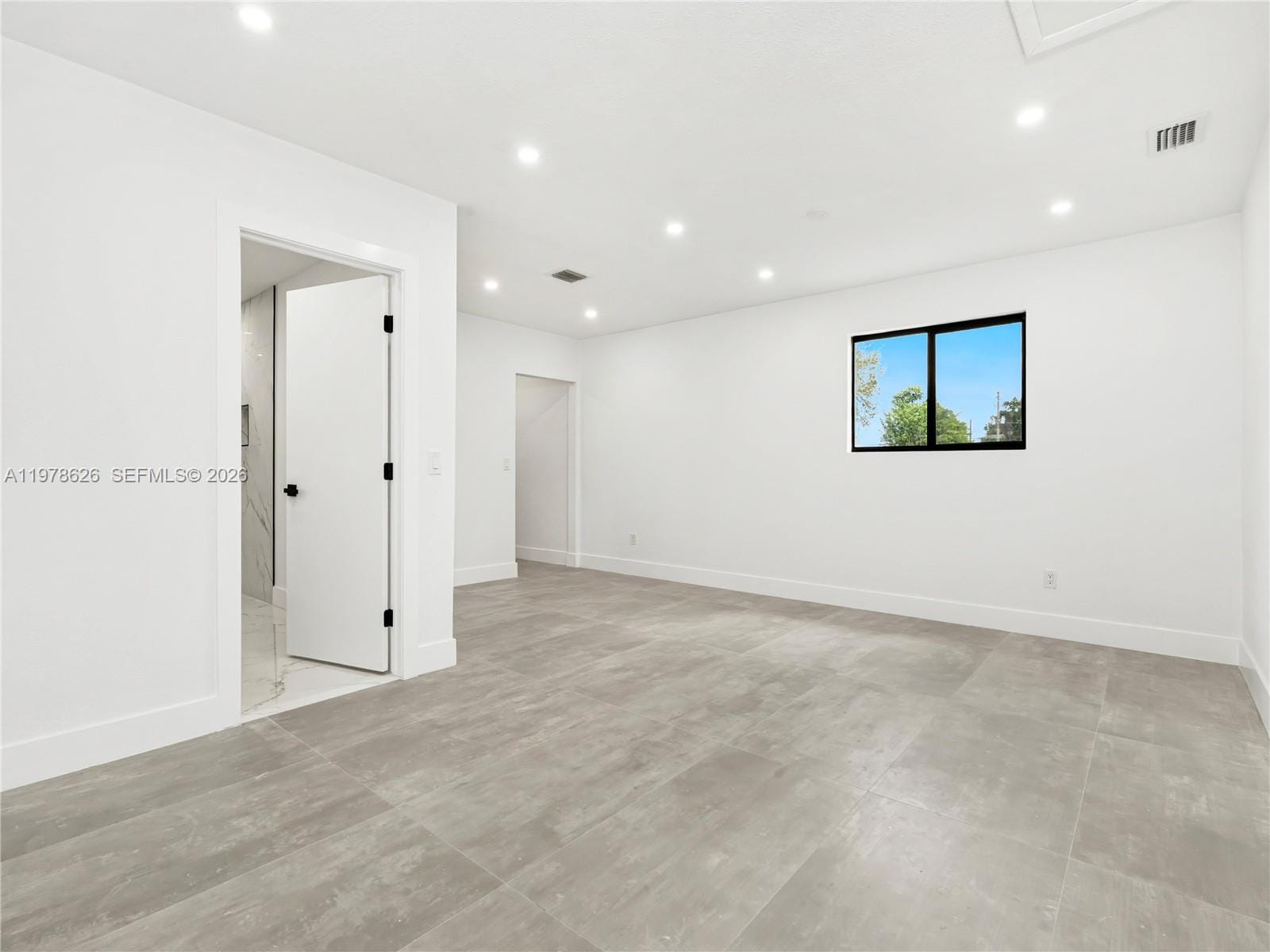 4451 SW 21st Street, West Park, FL 33023 photo 12