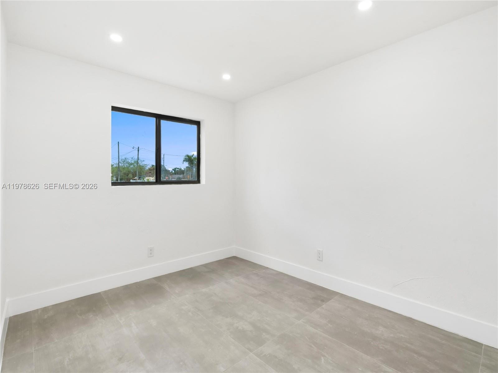 4451 SW 21st Street, West Park, FL 33023 photo 15