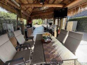 399 NW Chipshot Lane — photo 3