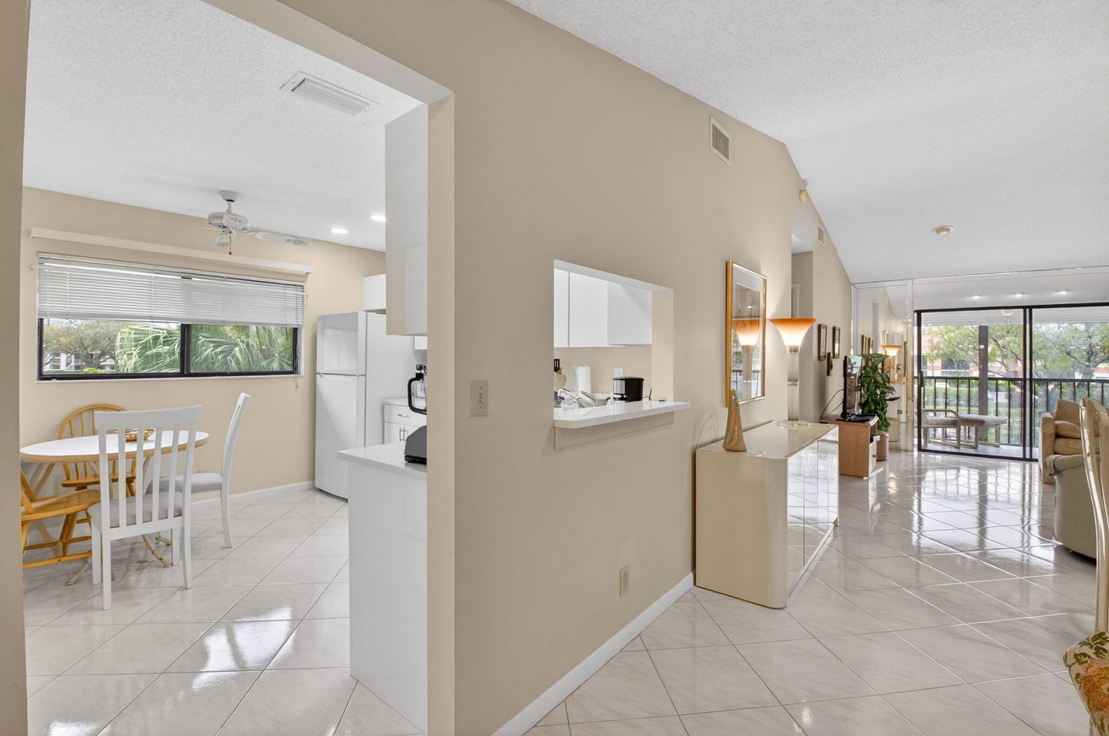 15235 Lakes Of Delray Boulevard 303 — photo 11