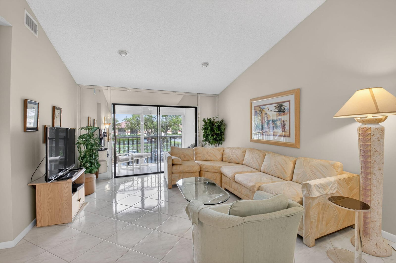 15235 Lakes Of Delray Boulevard 303 — photo 3