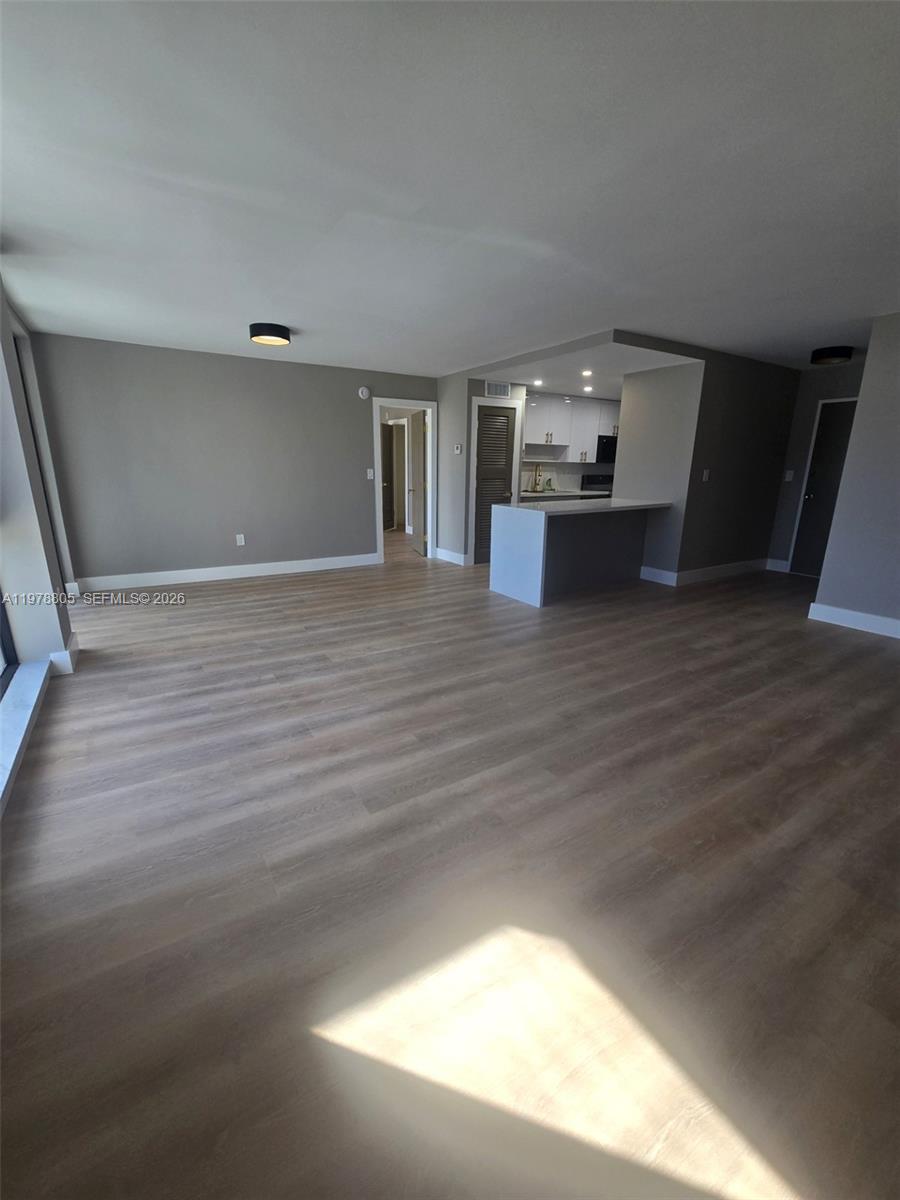9800 W Bay Harbor Drive 305, Bay Harbor Islands, FL 33154, Bay Harbor Islands