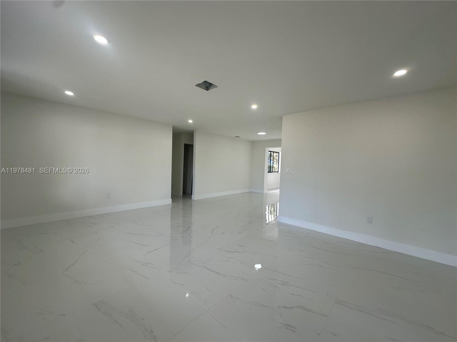 16560 SW 102nd Court, Miami, FL 33157 photo 5