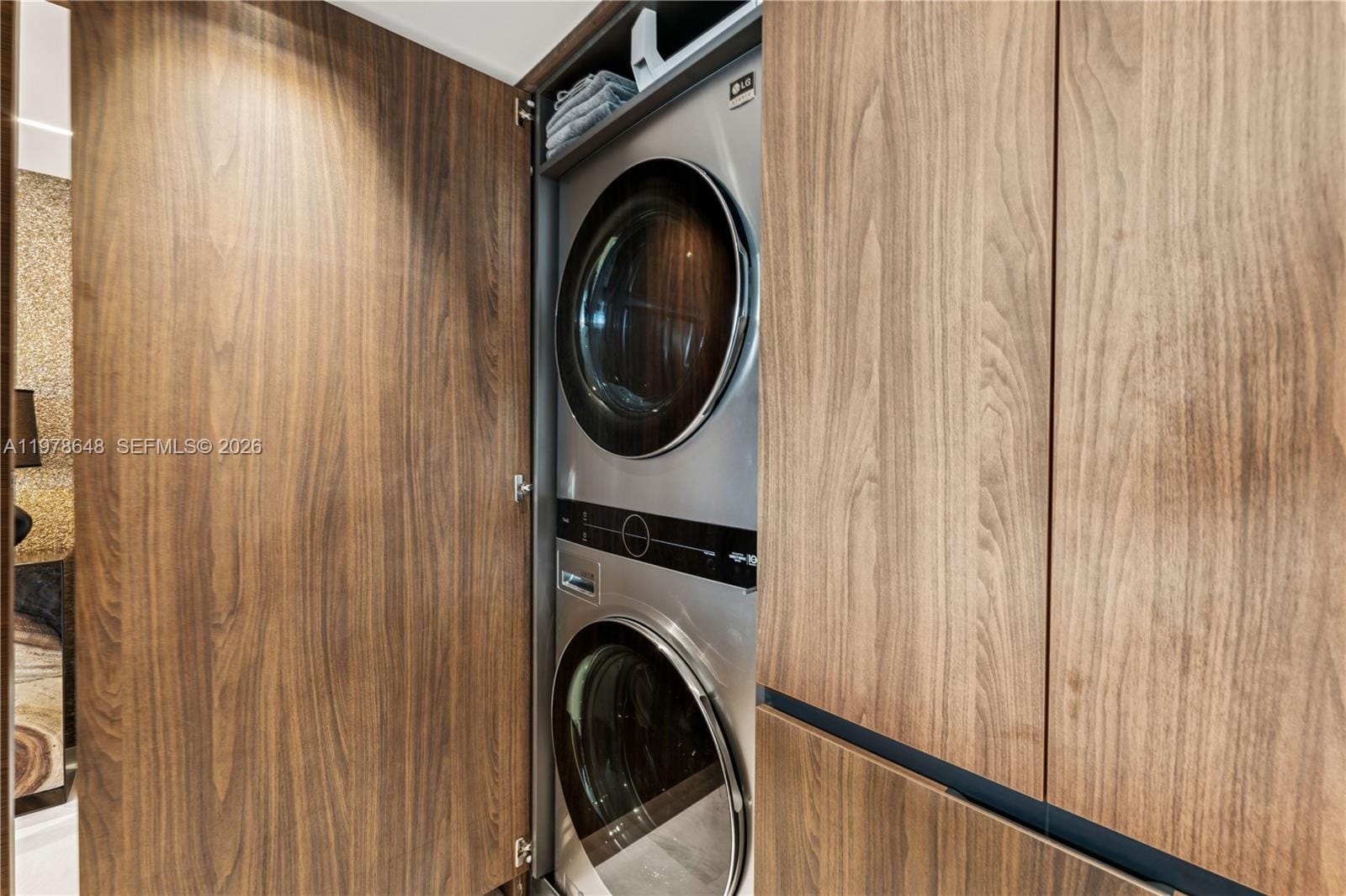 19667 Turnberry Way 8K — photo 12