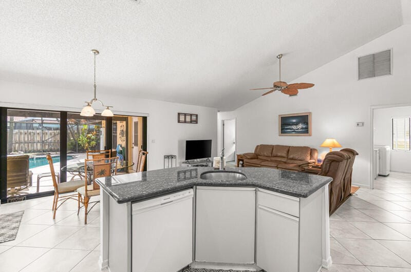6016 Sunberry Circle, Boynton Beach, FL 33437 photo 18