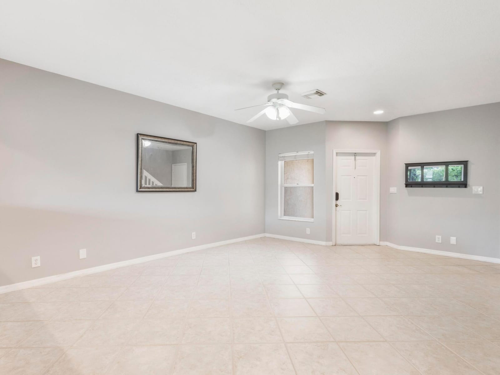 1527 Barrymore Court — photo 4
