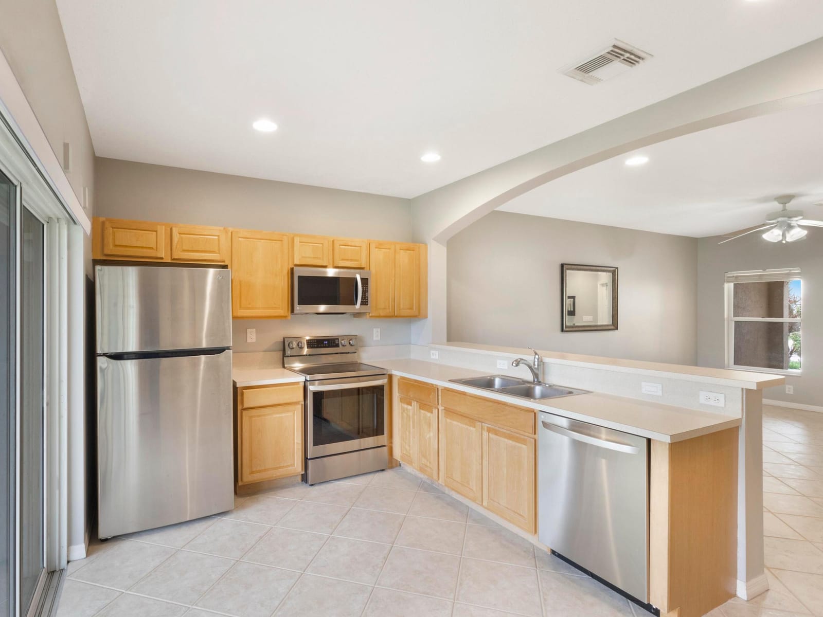 1527 Barrymore Court — photo 10