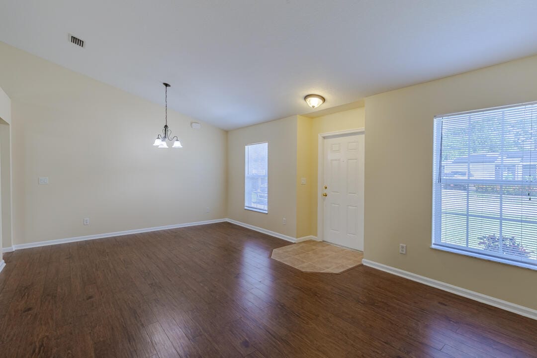 738 SW Monsoon Road — photo 2