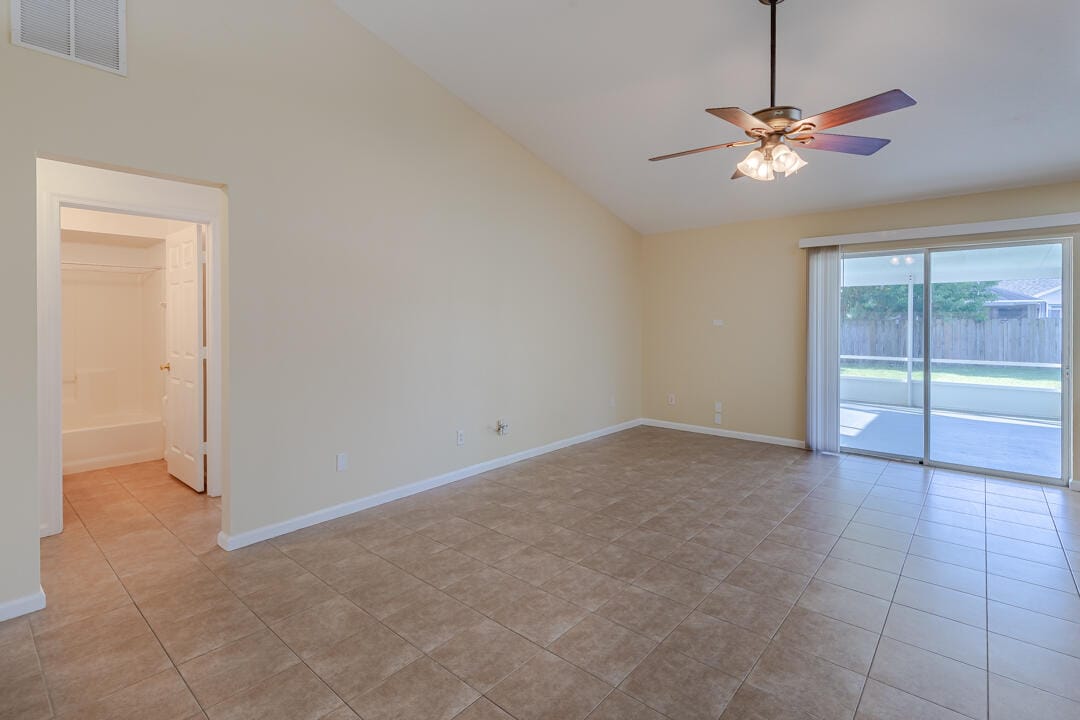 738 SW Monsoon Road — photo 4