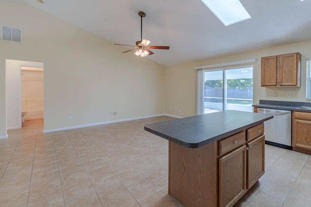 738 SW Monsoon Road — photo 6