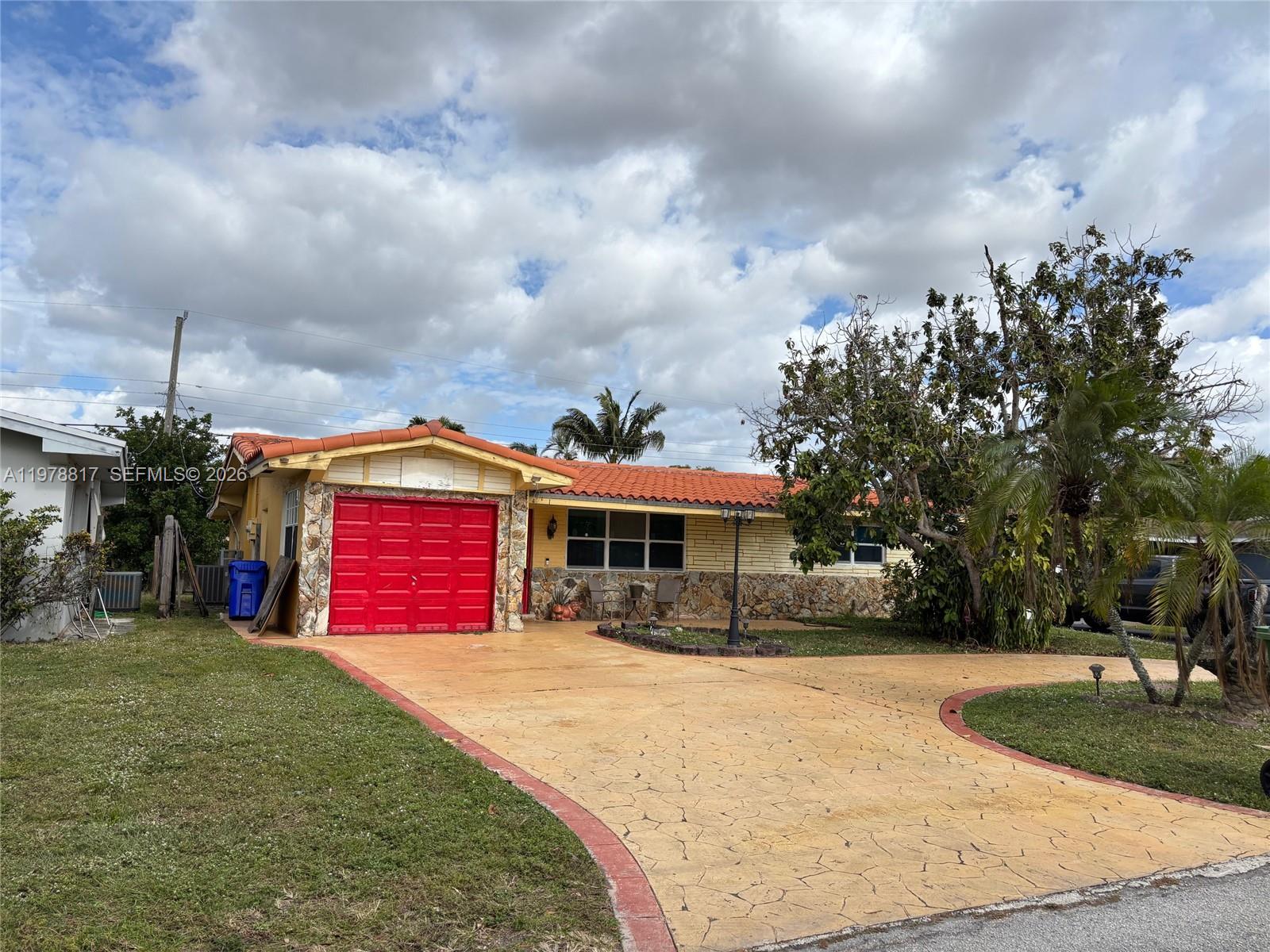 8471 NW 16th Street, Pembroke Pines, FL 33024, Pembroke Pines