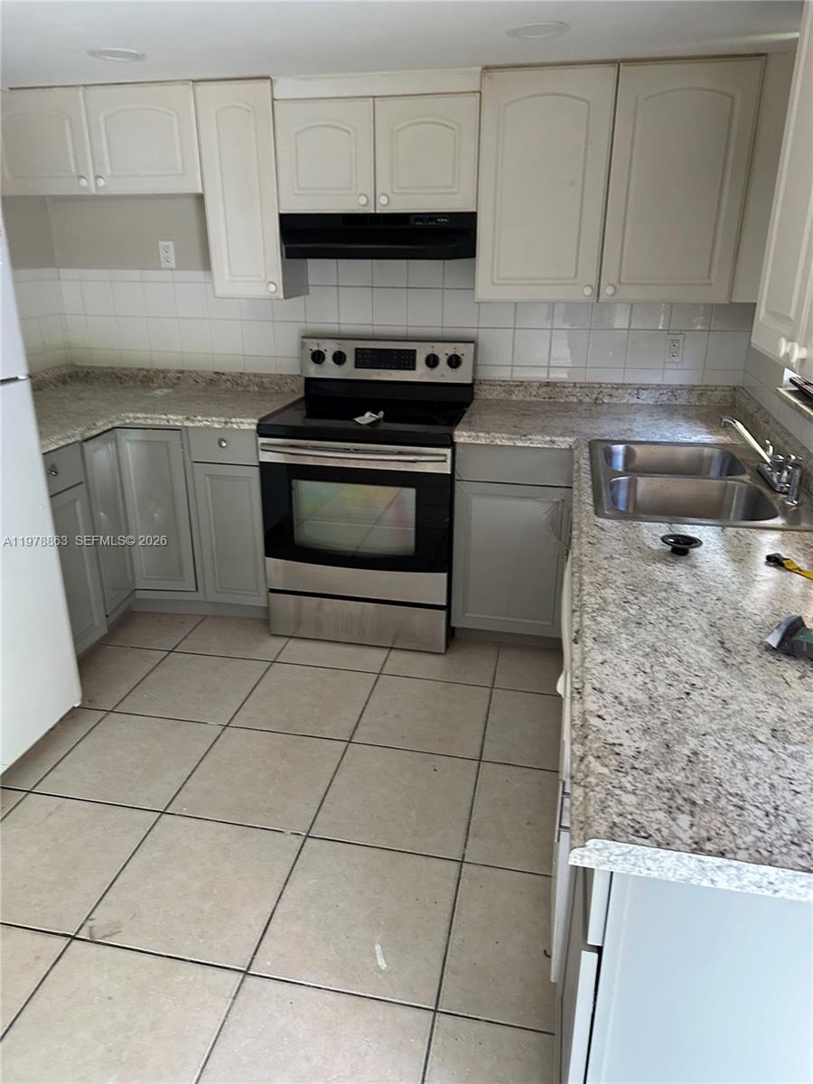 5223 NW 27th Street 9B, Lauderhill, FL 33313, Lauderhill