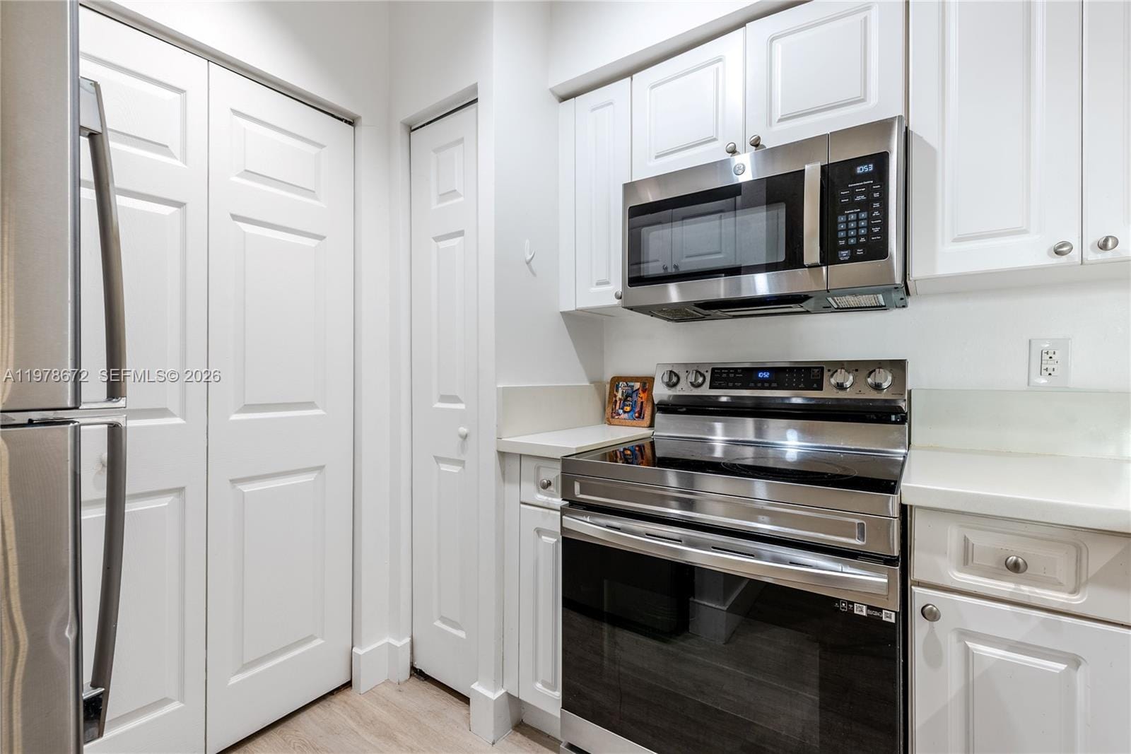 17100 N Bay Road 1414 — photo 11
