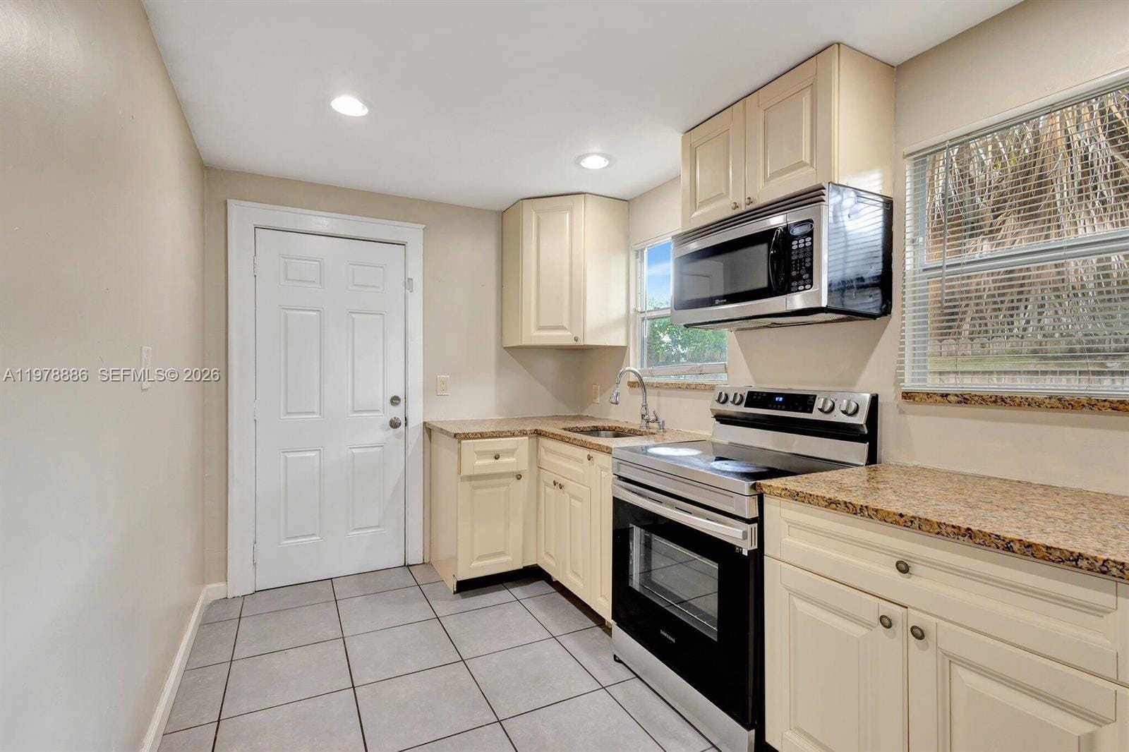 630 33rd Street 0, West Palm Beach, FL 33407 photo 11