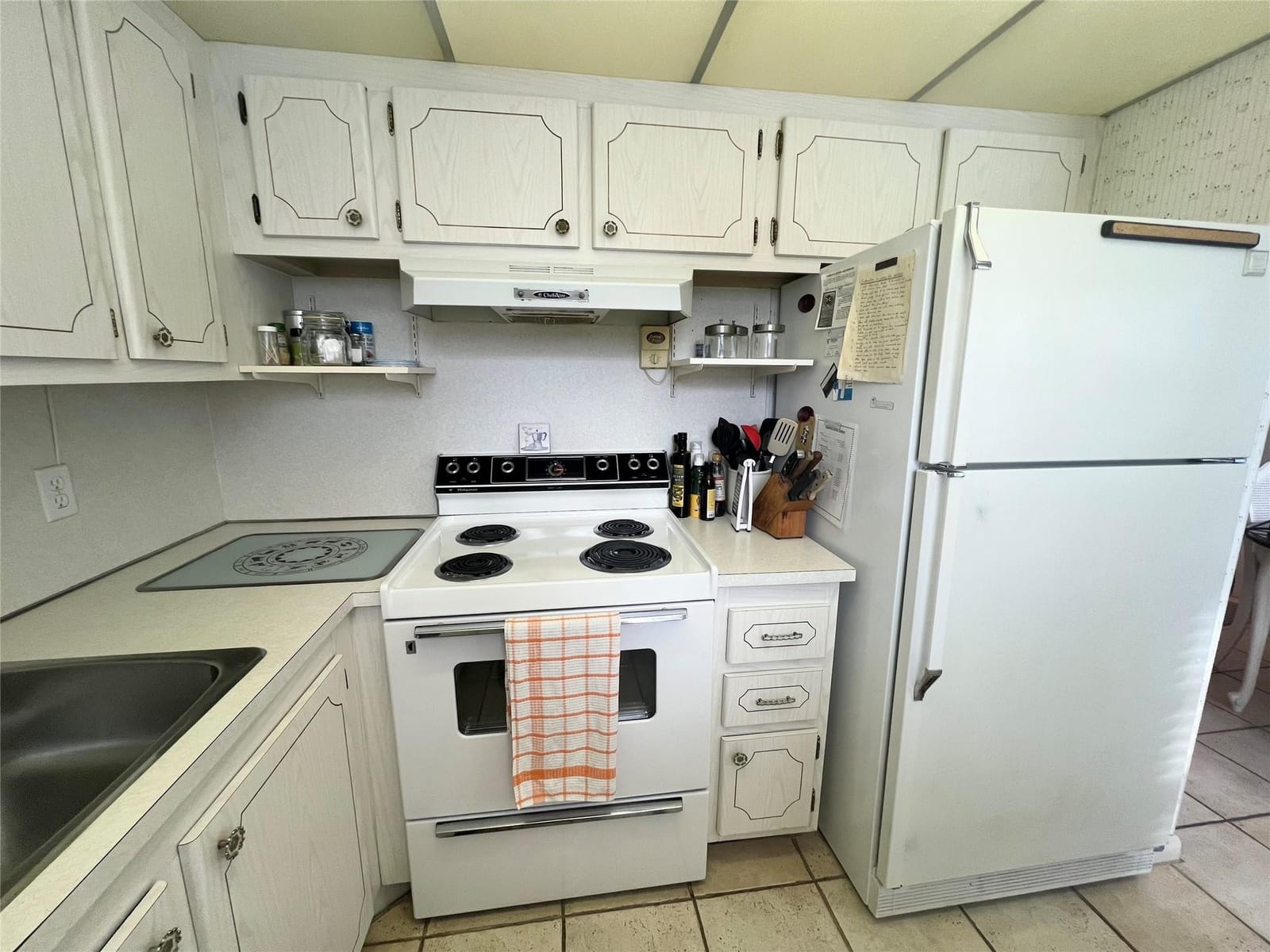 244 Farnham K 244 — photo 3