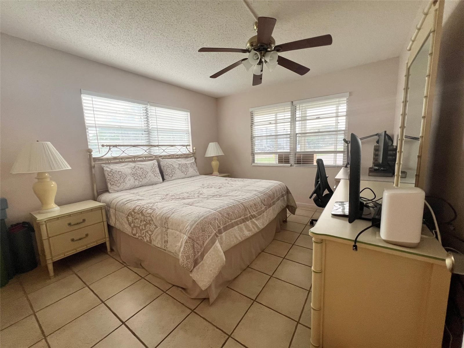 244 Farnham K 244 — photo 10