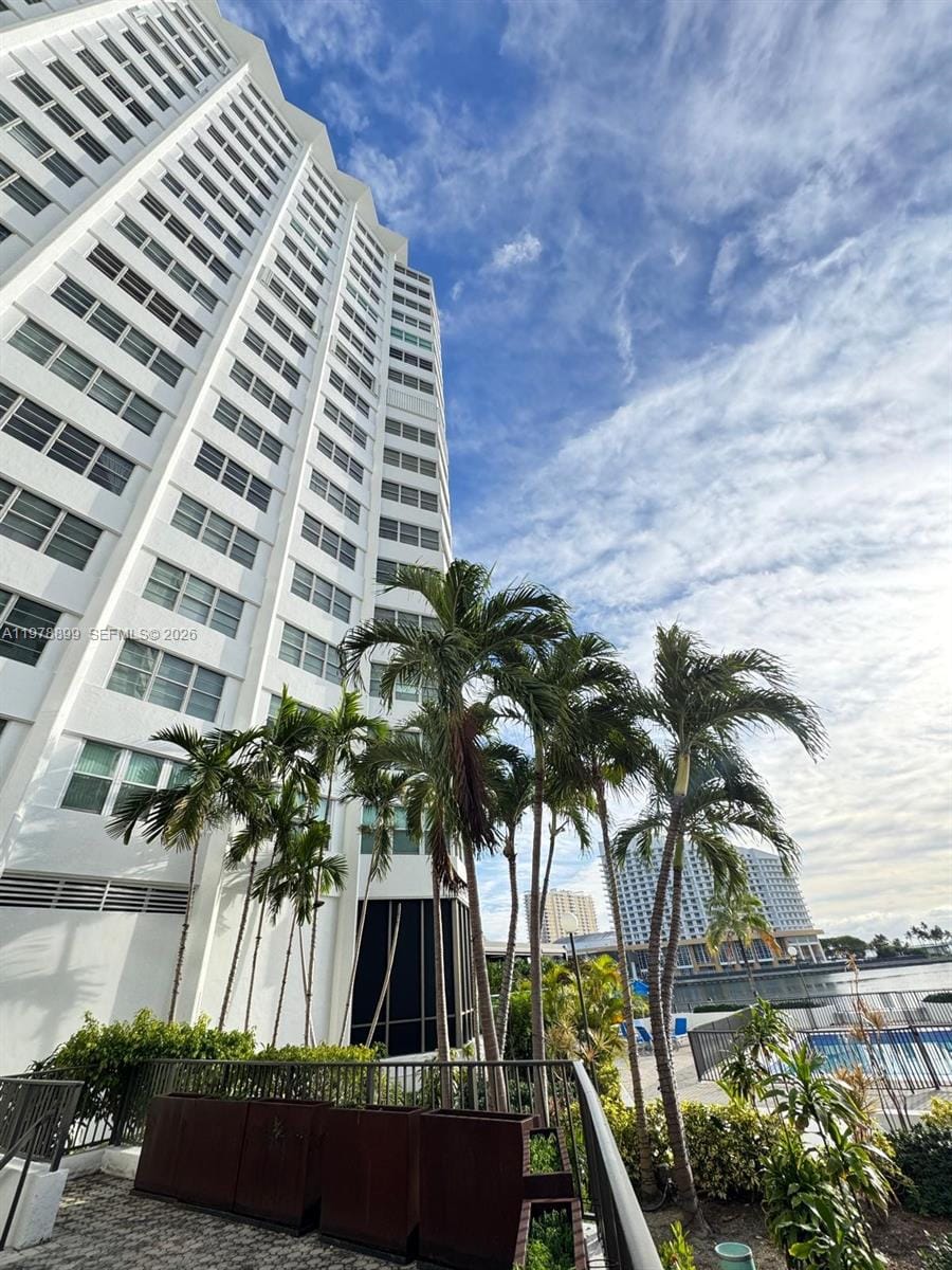 999 Brickell Bay Drive 710, Miami, FL 33131 photo 22