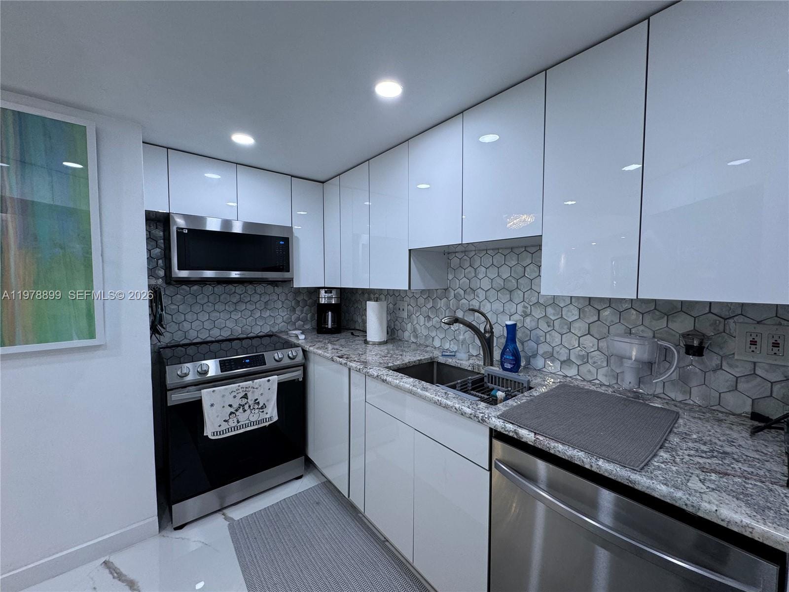 999 Brickell Bay Drive 710 — photo 10