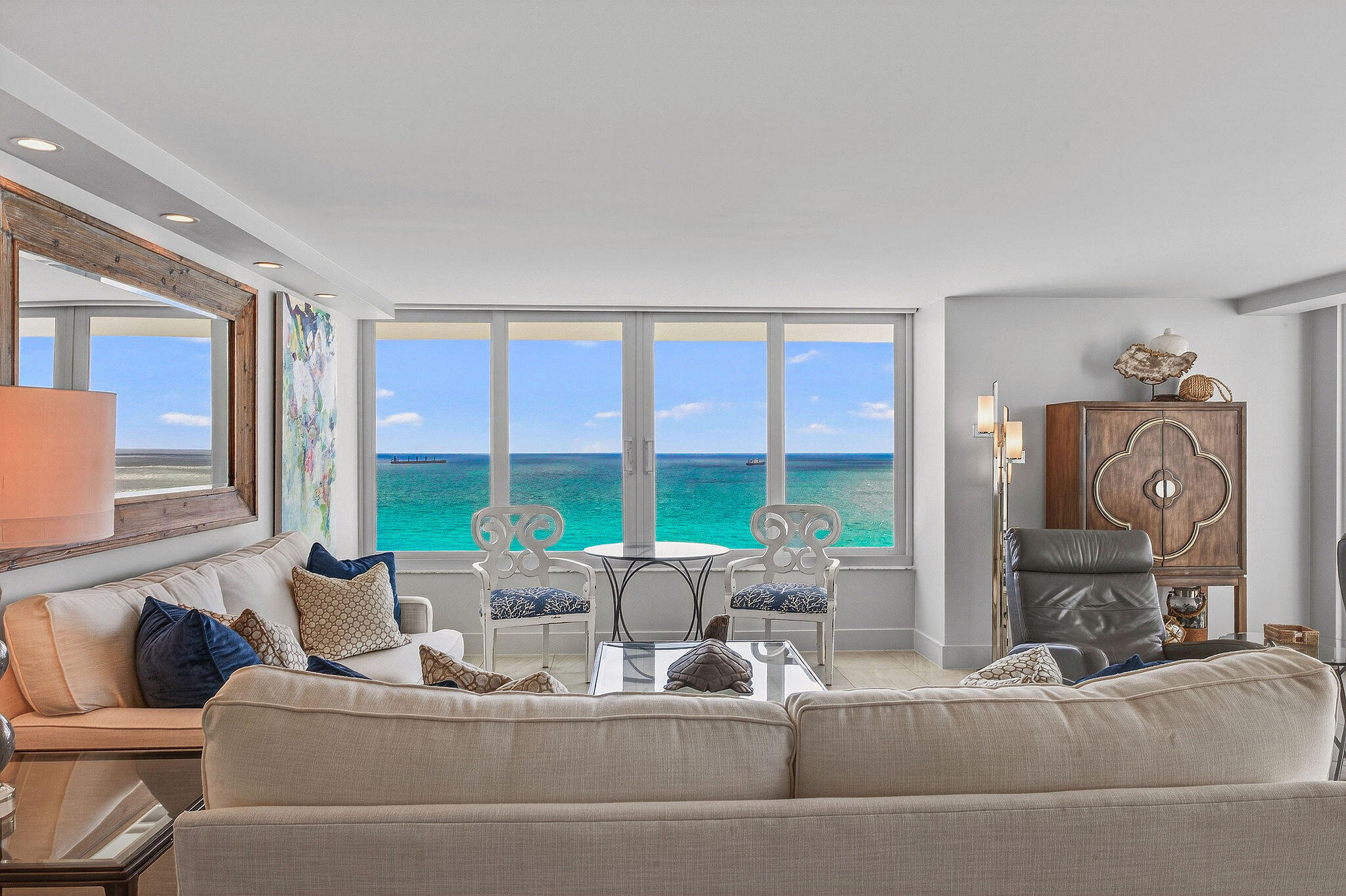545 S Fort Lauderdale Beach Boulevard 1702 — photo 6