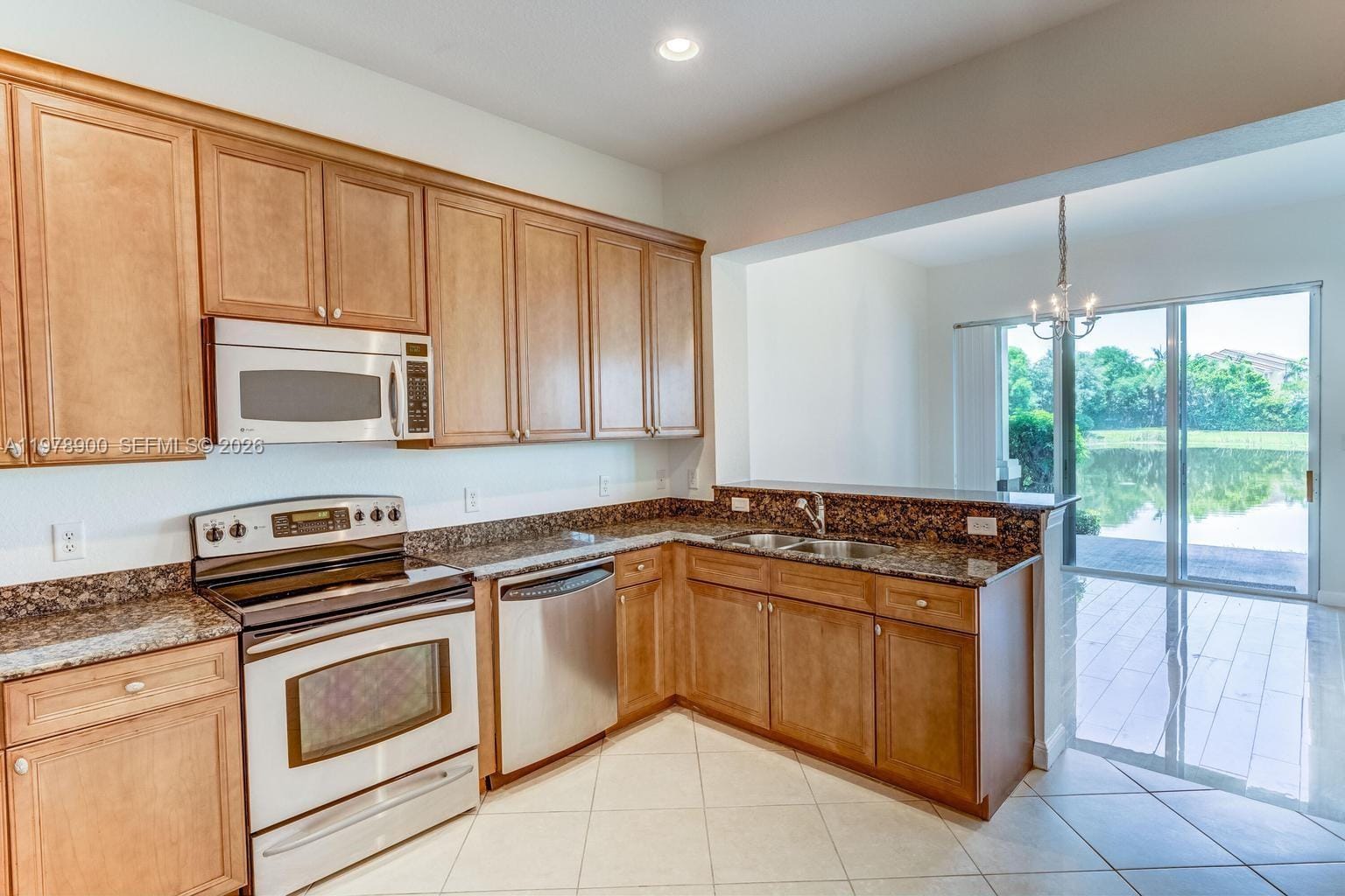 477 Pacific Grove Drive 2, West Palm Beach, FL 33401 photo 13