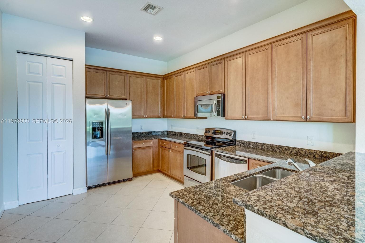 477 Pacific Grove Drive 2, West Palm Beach, FL 33401 photo 14