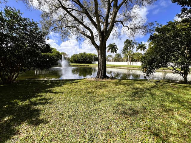 2502 Antigua Terrace K-1, Coconut Creek, FL 33066