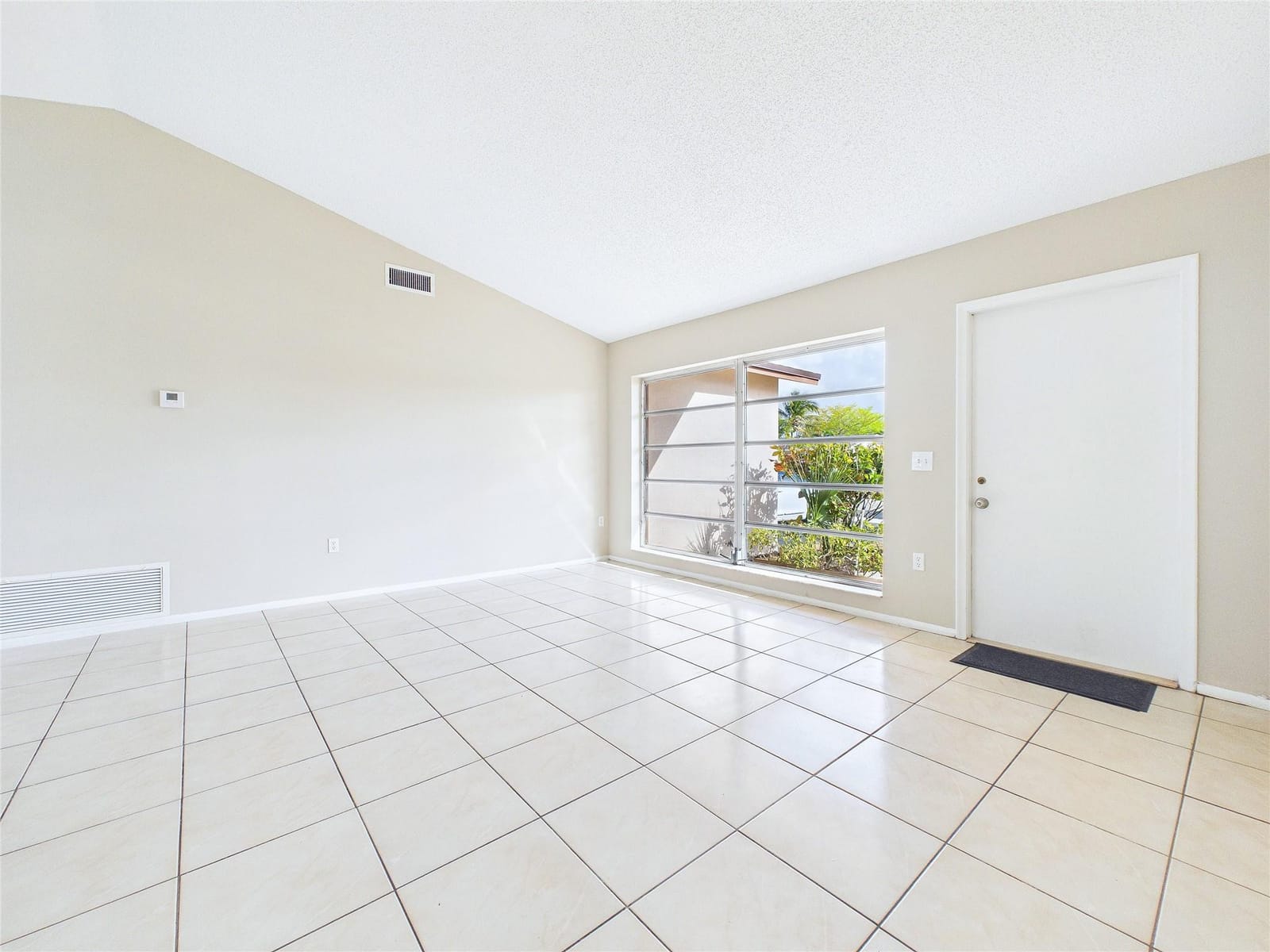 11351 NW 39th Place, Sunrise, FL 33323 photo 3