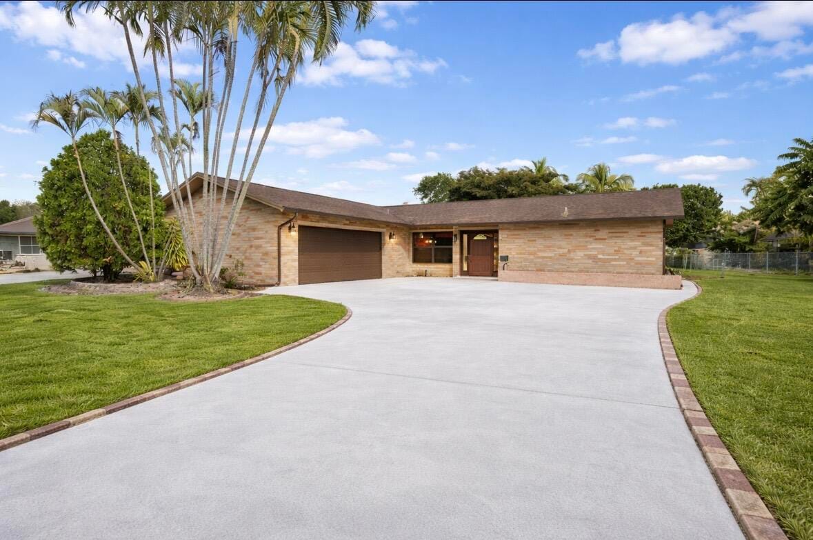 356 Sandpiper Avenue, Royal Palm Beach, FL 33411 photo 2