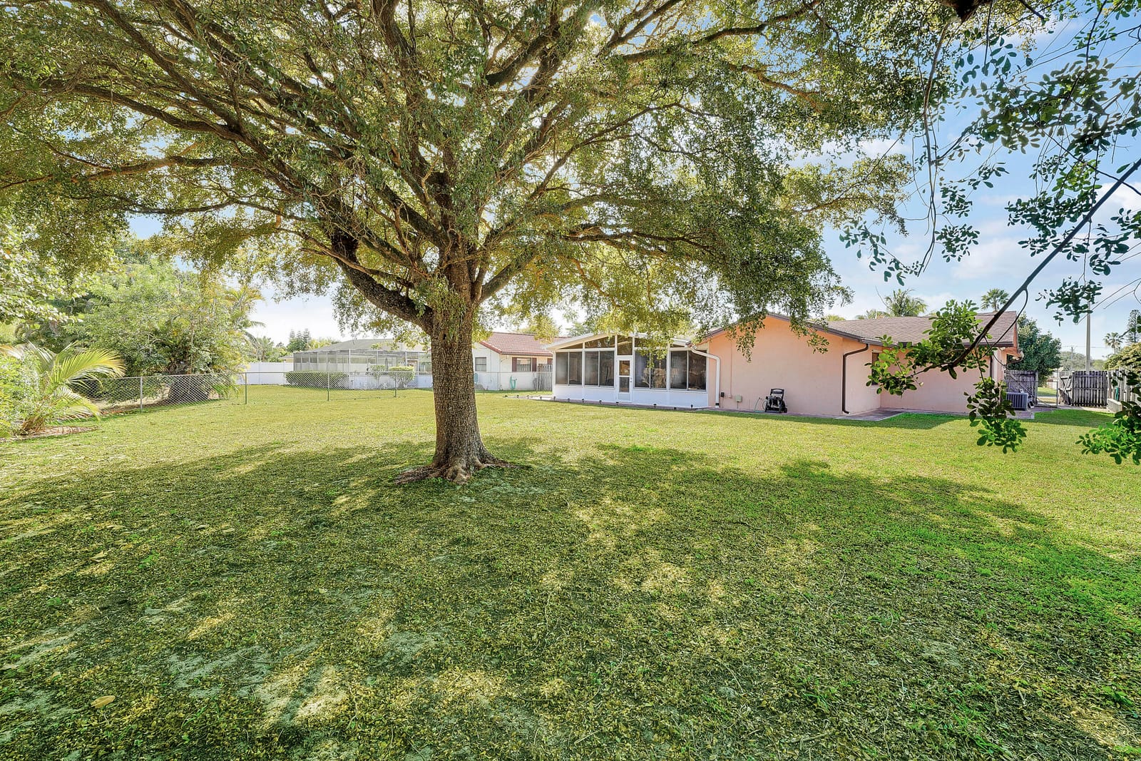 356 Sandpiper Avenue, Royal Palm Beach, FL 33411 photo 13