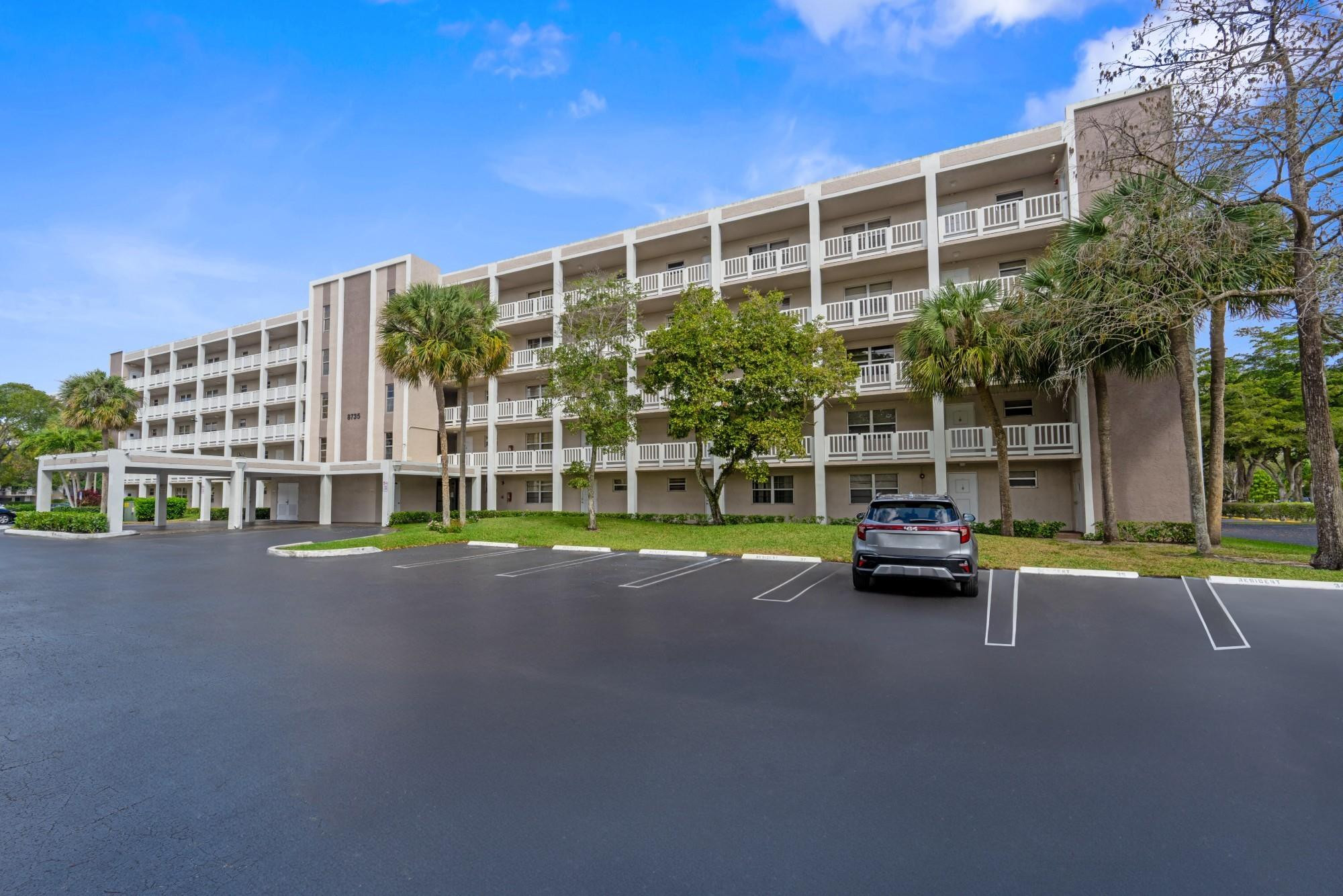 8735 Ramblewood Drive 409, Coral Springs, FL 33071, Coral Springs