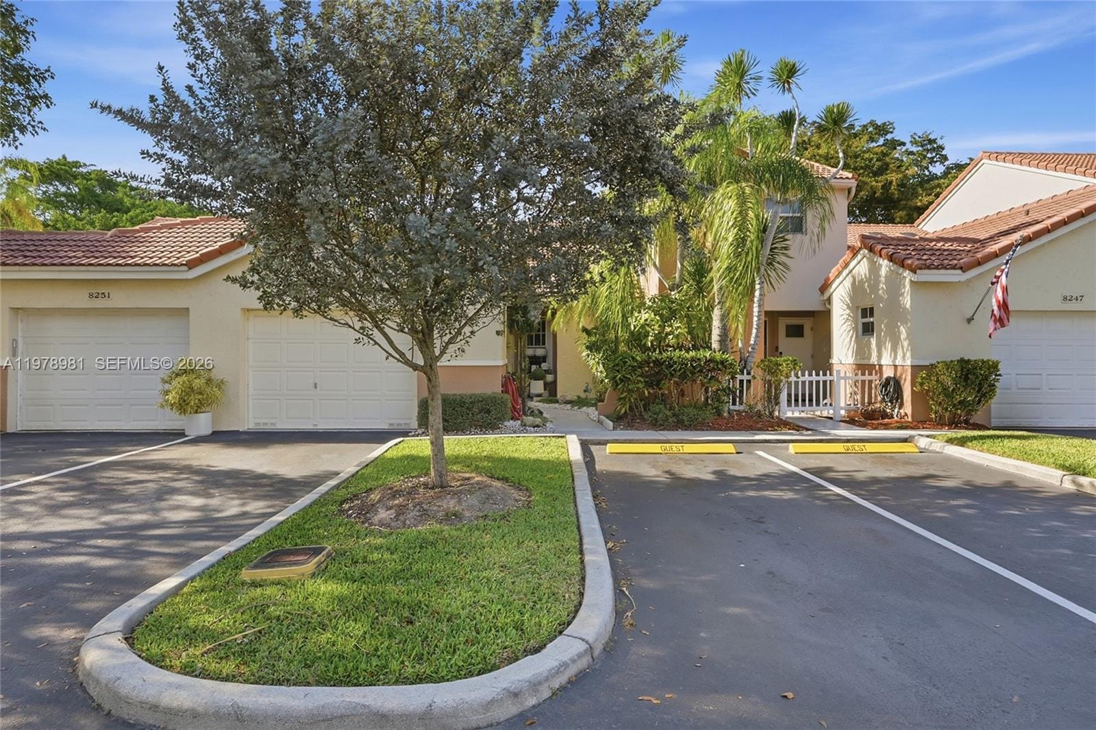 8249 NW 70th Street — photo 2
