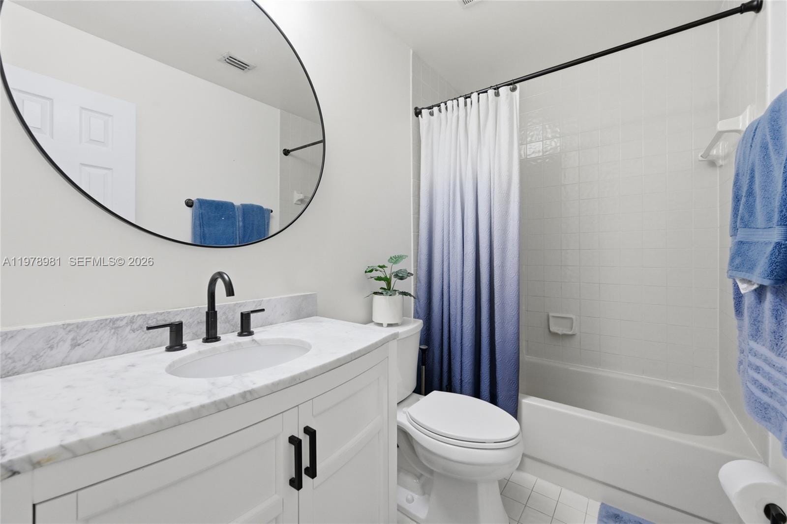 8249 NW 70th Street — photo 11