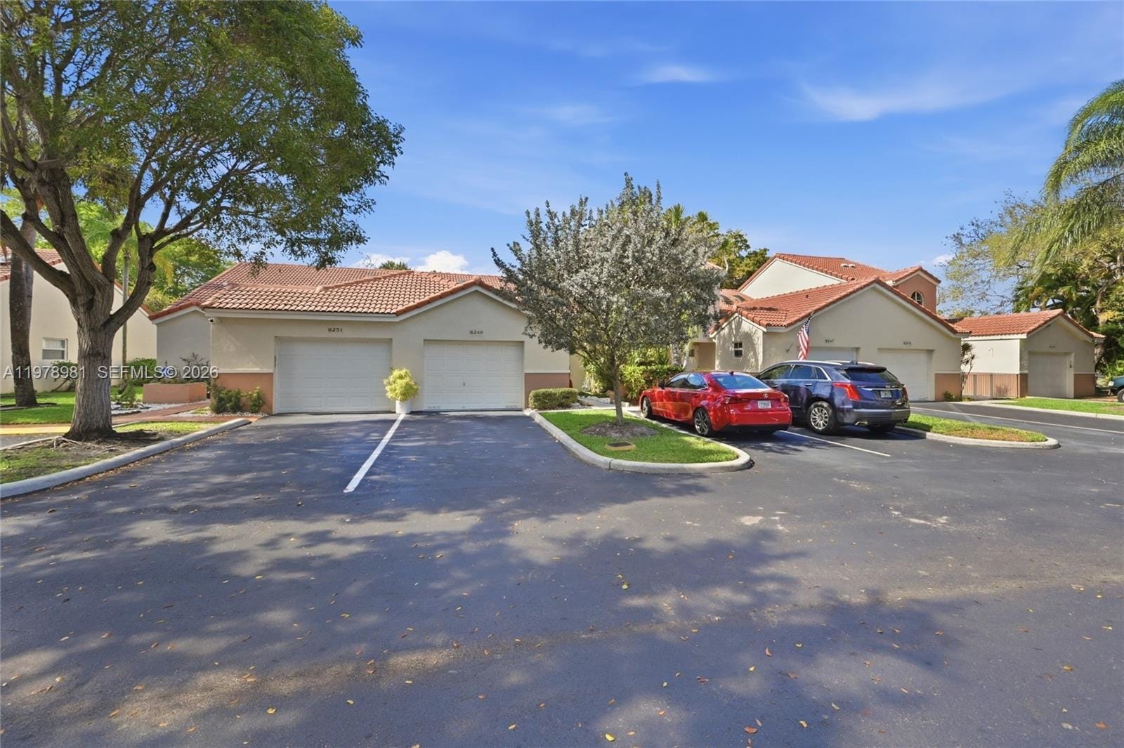 8249 NW 70th Street — photo 3