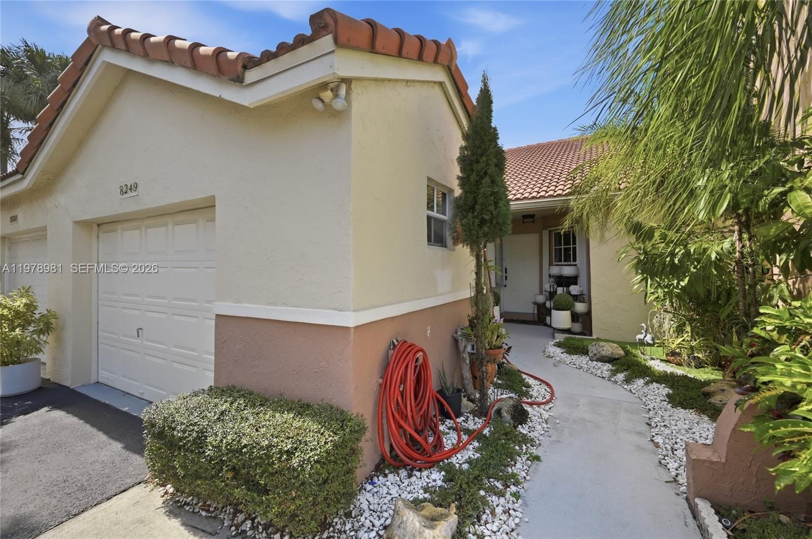 8249 NW 70th Street — photo 4