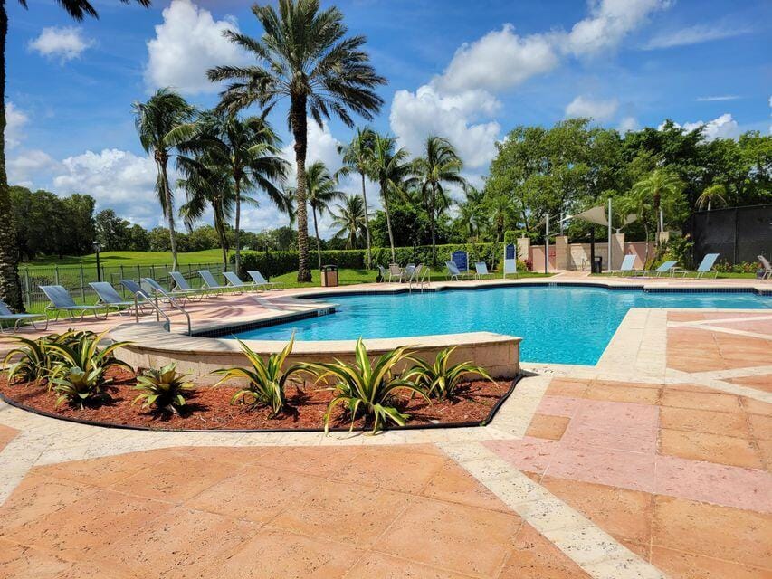 11780 Saint Andrews Place 105, Wellington, FL 33414 photo 27