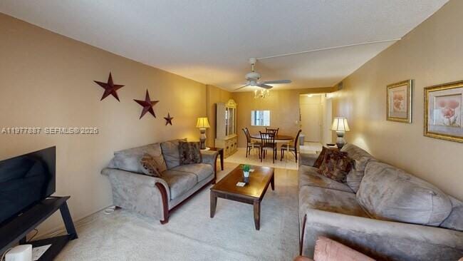 619 NE 14th Avenue 303, Hallandale Beach, FL 33009 photo 3