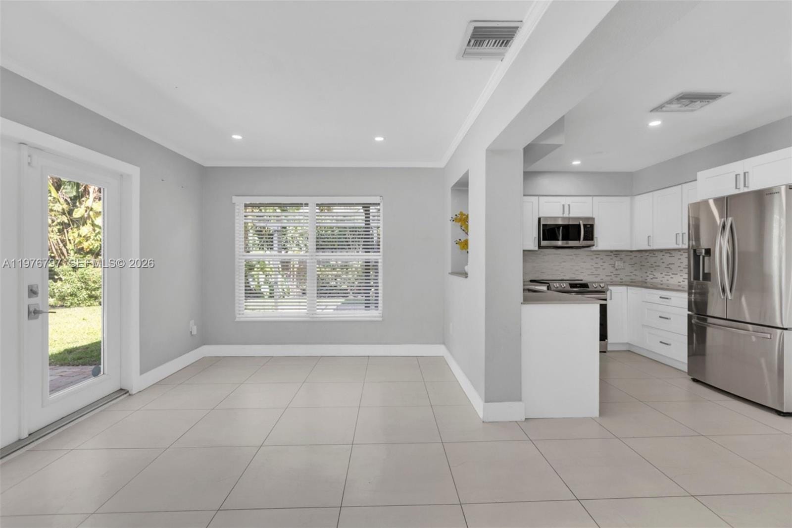 1577 NE 48th Court, Oakland Park, FL 33334 photo 18