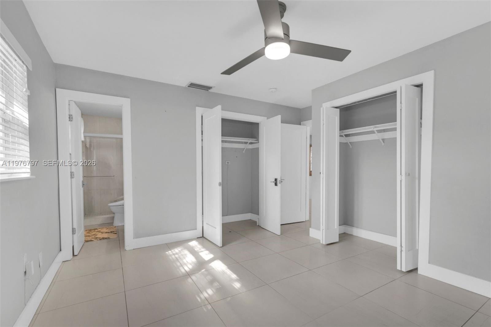 1577 NE 48th Court, Oakland Park, FL 33334 photo 23