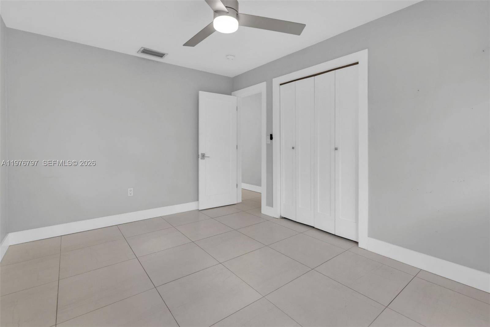 1577 NE 48th Court, Oakland Park, FL 33334 photo 26