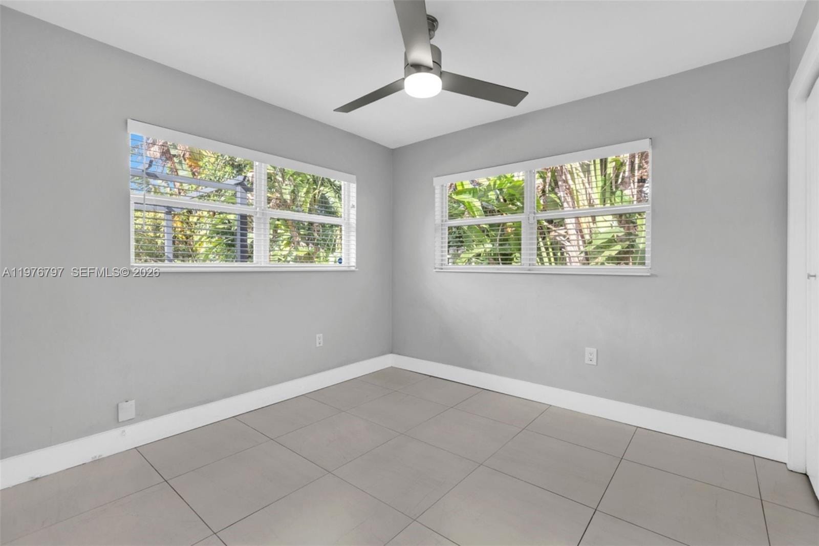 1577 NE 48th Court, Oakland Park, FL 33334 photo 28