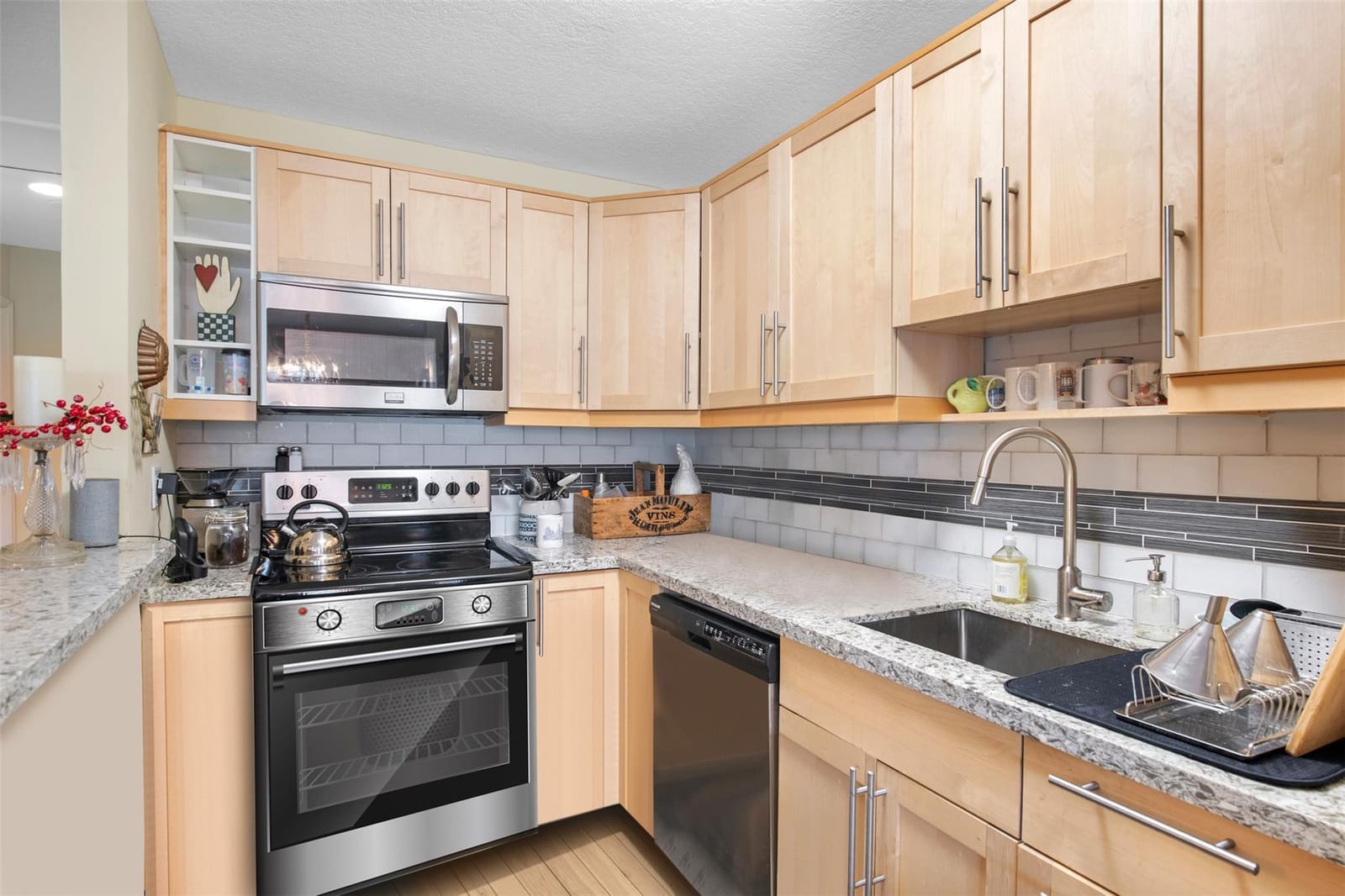 1156 NW 83rd Avenue B66, Plantation, FL 33322 photo 13