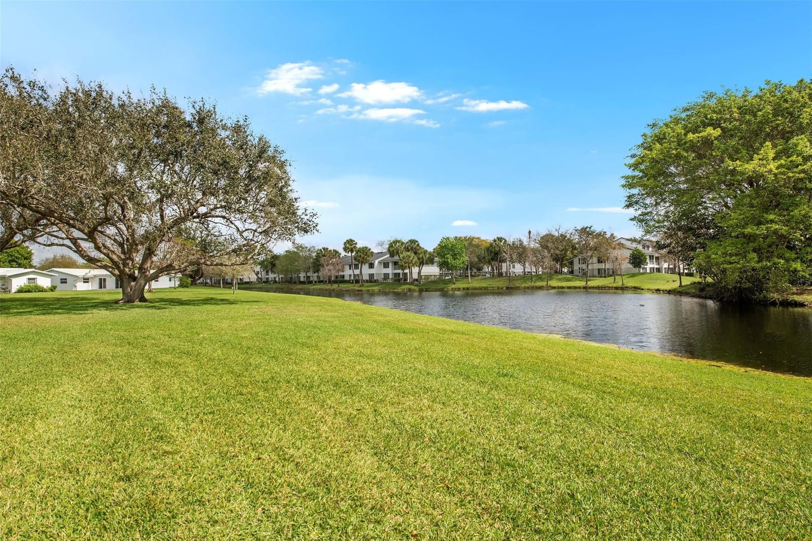 1156 NW 83rd Avenue B66, Plantation, FL 33322 photo 24