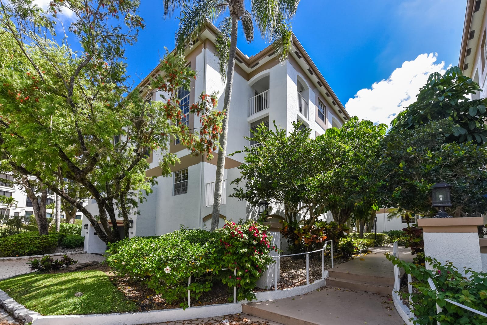 7369 Orangewood Lane 303, Boca Raton, FL 33433 photo 26