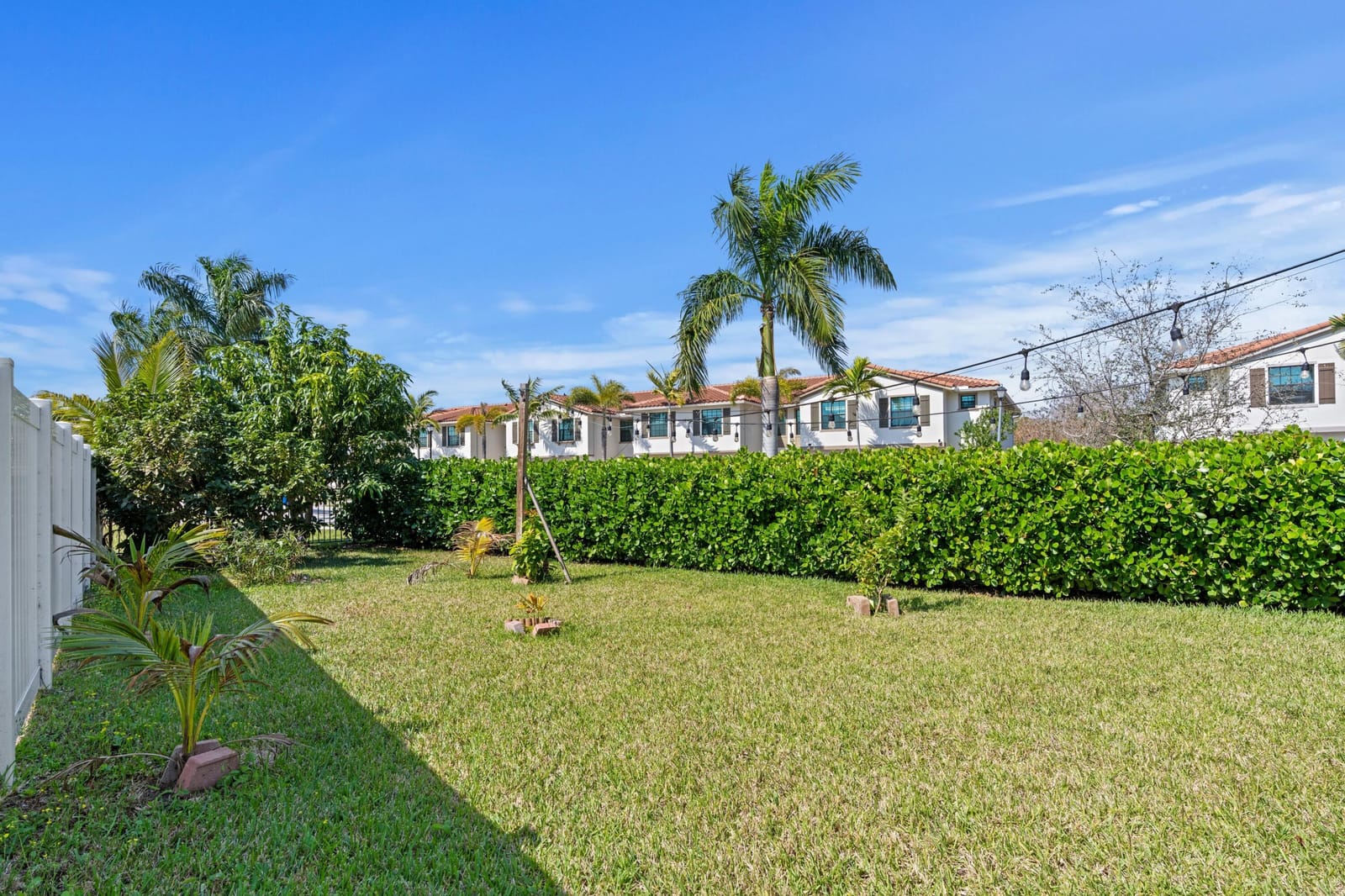 4021 Sycamore Cove, Riviera Beach, FL 33410 photo 28