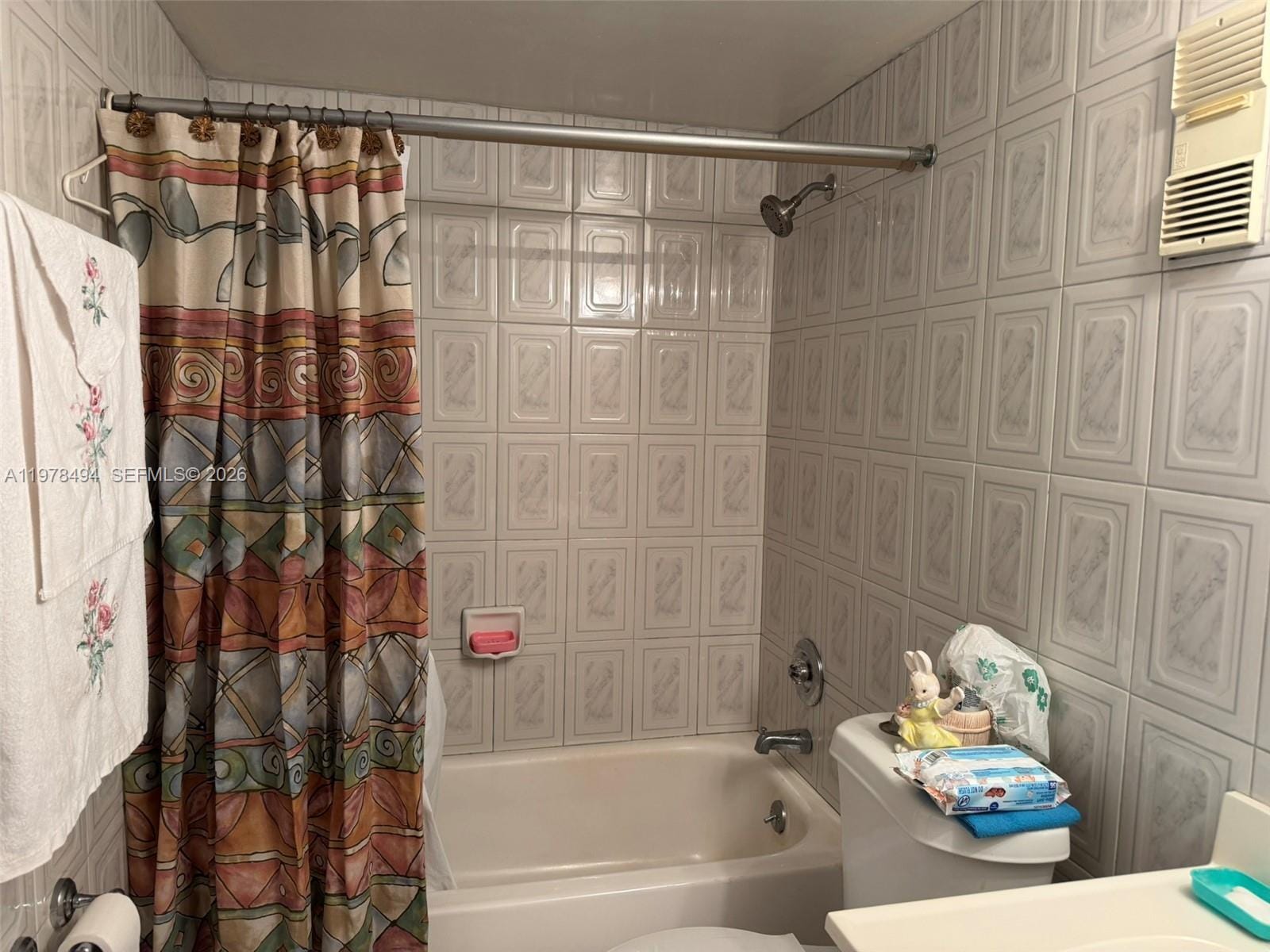9180 Fontainebleau Boulevard 302 — photo 9